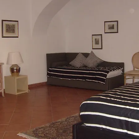 Palazzo Serra Di Cassano